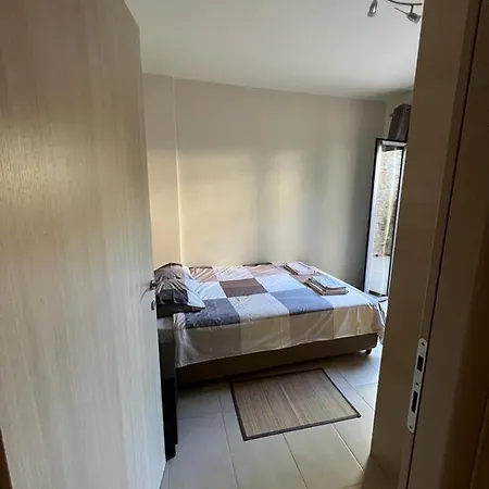 Pool 5 Minutes Walk From