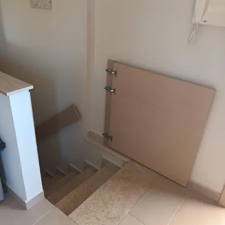 Apartment Pool 5 Minutes Walk From